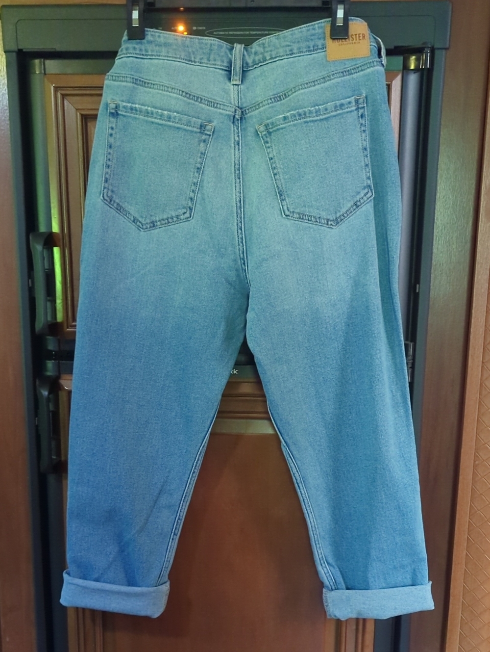 Hollister Light Blue Boyfriend Jeans - Picture 4 of 4
